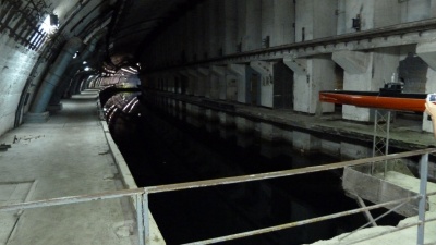 Подземный завод по ремонту подводных лодок
